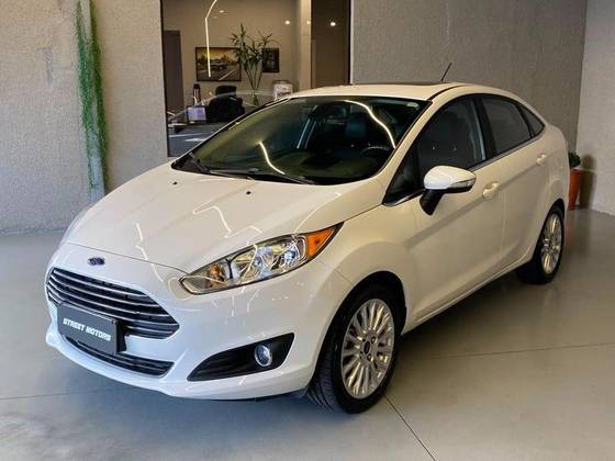 FORD FIESTA 1.6 TITANIUM PLUS SEDAN 16V FLEX 4P POWERSHIFT FORD FIESTA 1.6 TITANIUM PLUS SEDAN 16V FLEX 4P POWERSHIFT